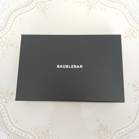 Baublebar Super Fly Looking Good Butterfly Earrings - Picture 3 of 6